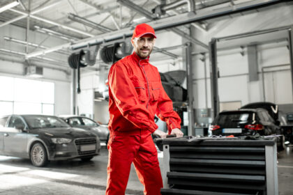 Máte prehľad v pracovnom vybavení? S organizáciou dielne vám pomôže vozík na náradie